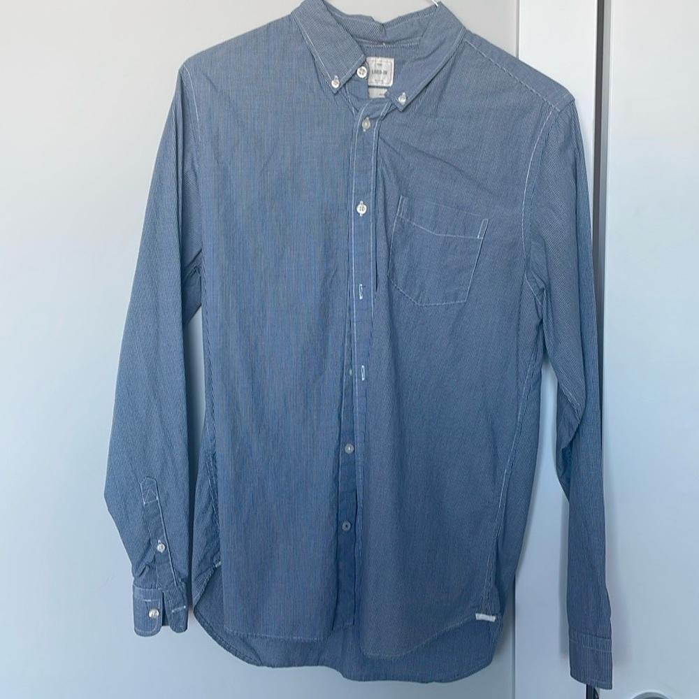 Men’s Gap Button Down Size L